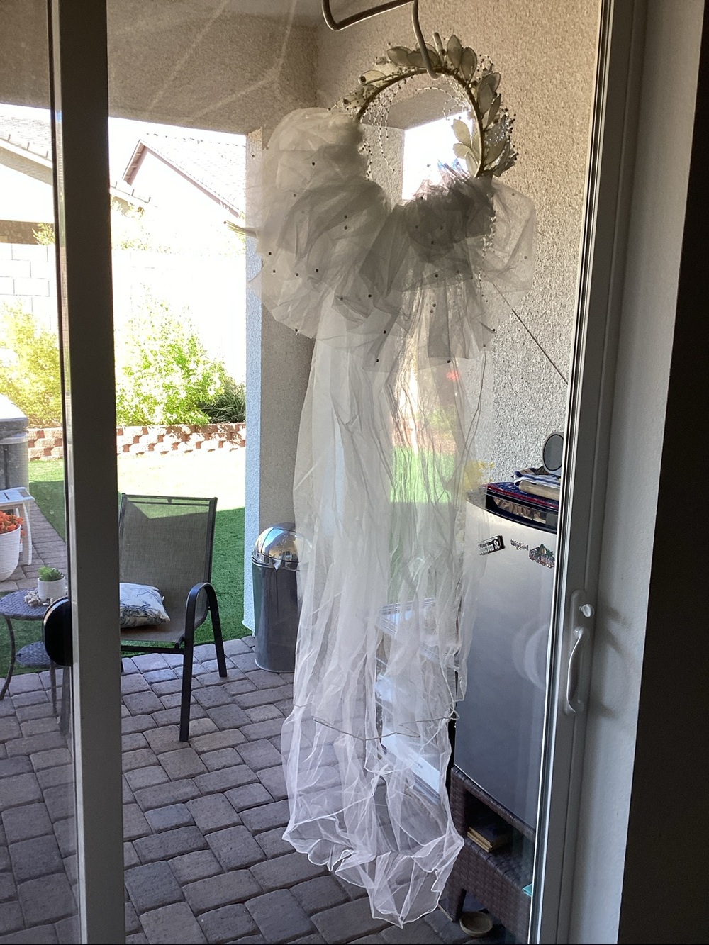 White Wedding Dress Veil with Floral Headpiece - Picture 2 of 6